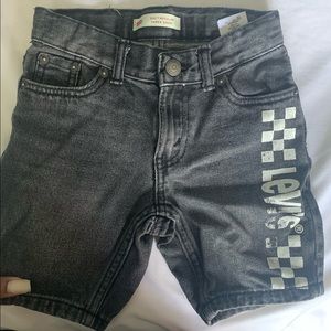 LEVI Jean Shorts Sz4 💙💙💙